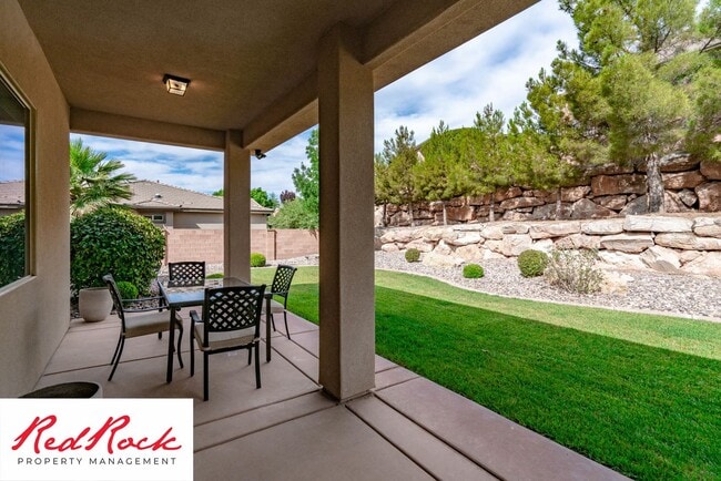 Building Photo - Minimally Furnished home in Little Valley!