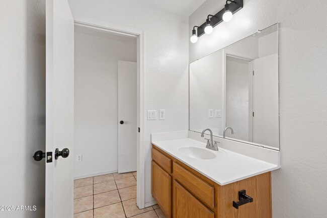 Building Photo - 10054 E Crescent Ave