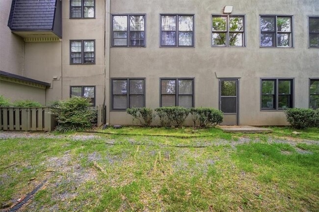 Building Photo - 26 Arpege Way NW