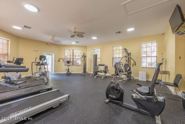 Building Photo - 8601 Beach Blvd