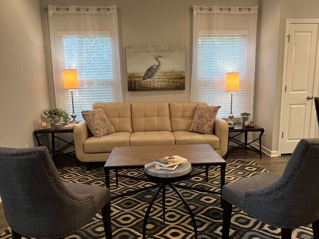 Building Photo - FURNISHED Three Bedroom Wellstone Model Home