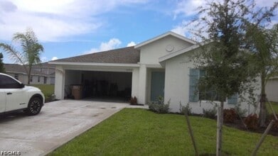 Building Photo - 14882 Portico Blvd