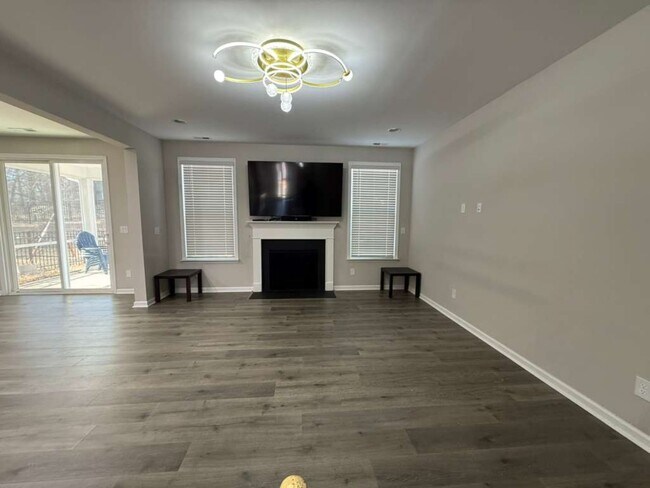 Building Photo - 128 Reids Cv Dr