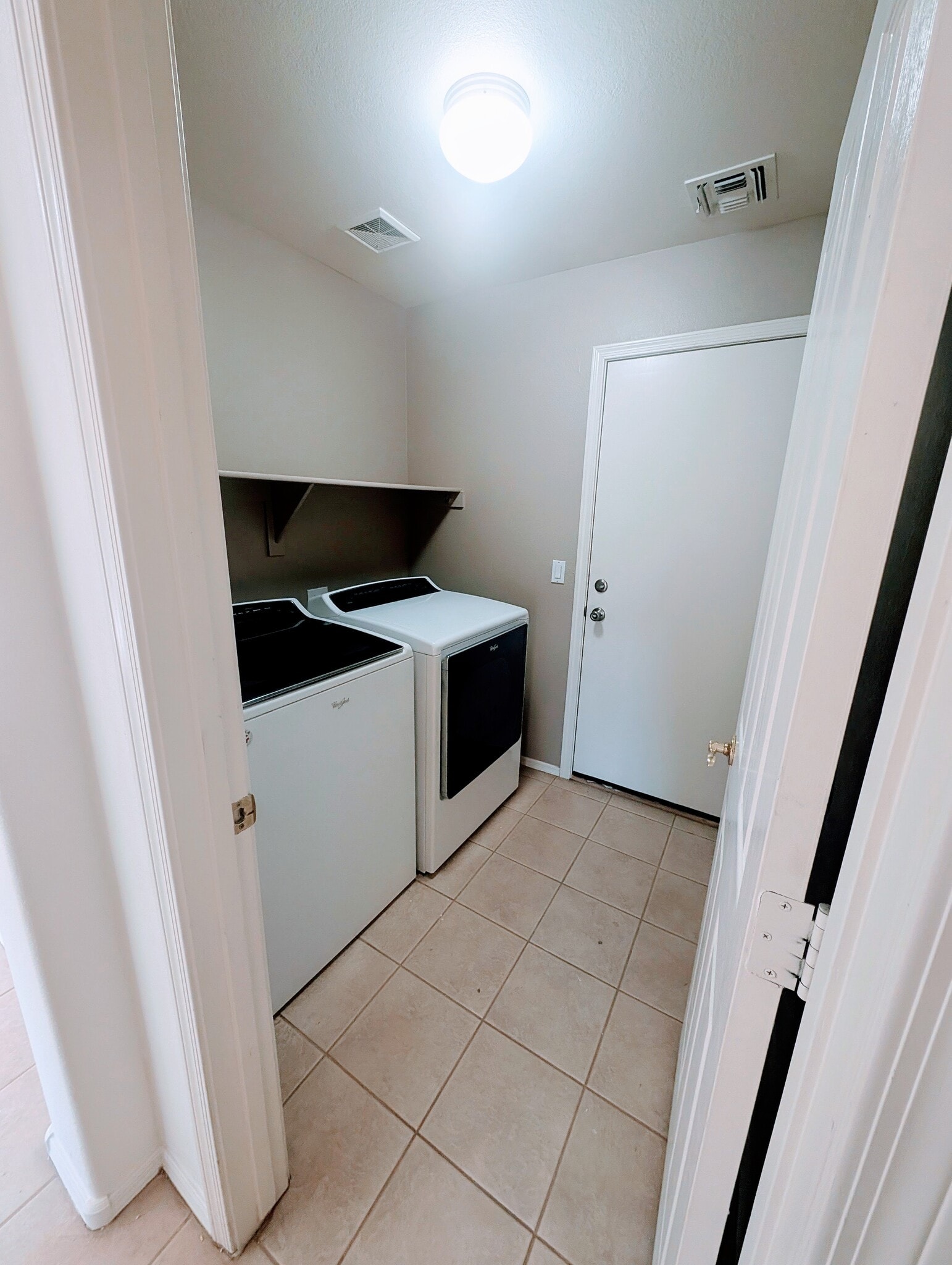Building Photo - 6342 S Neuman Pl