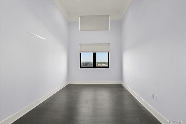 Building Photo - 25 Leroy Pl