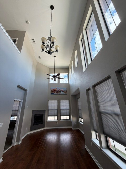 Building Photo - 3001 Pointer Ln