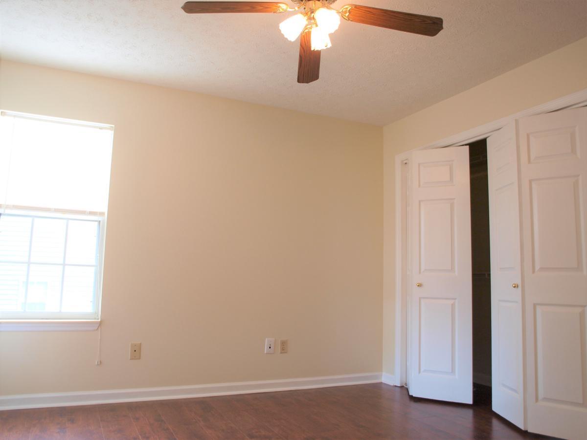 Main bedroom - 1613 Cedar Tree Ln
