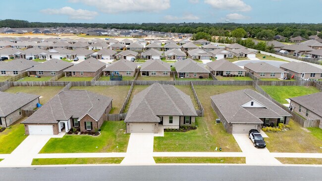 Building Photo - 4630 Jayhawk Dr