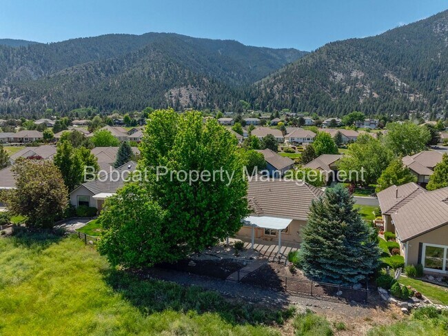 Building Photo - Genoa Lake Golf Club Home | Immaculately M...