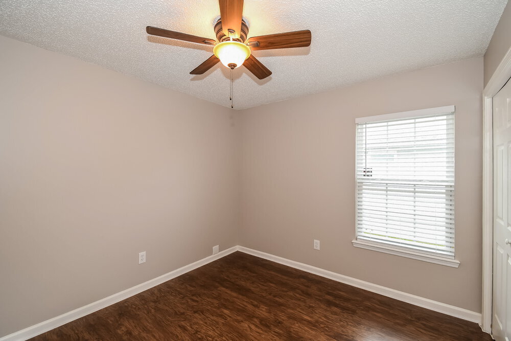 Building Photo - 1810 Dartmouth Dr