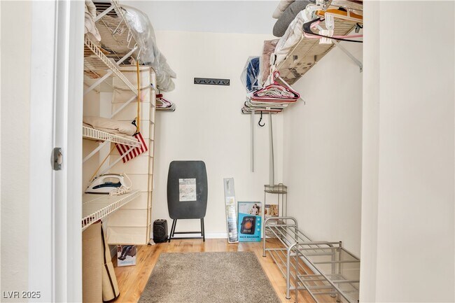 Building Photo - 5196 Mandalay Springs Dr