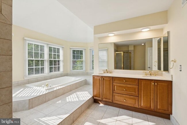 Building Photo - 1292 Middleton Ct
