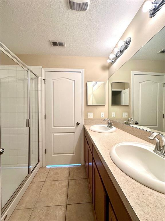 Building Photo - 4057 Winding Vine Dr