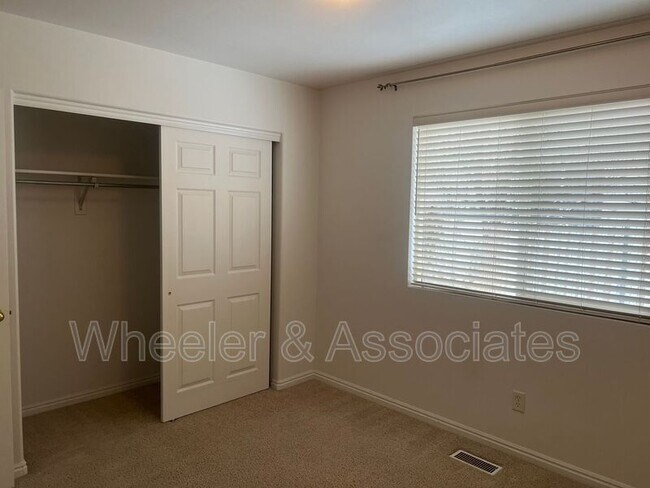Building Photo - 4164 W 5075 S