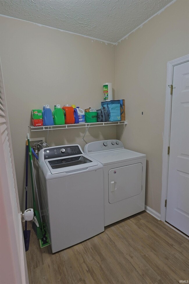 Building Photo - 2117 Cumulus Ct