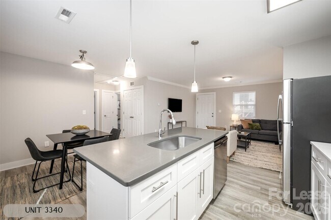 Building Photo - 3340 Washburn Ave