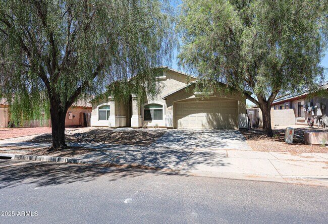 Building Photo - 13398 N 177th Dr