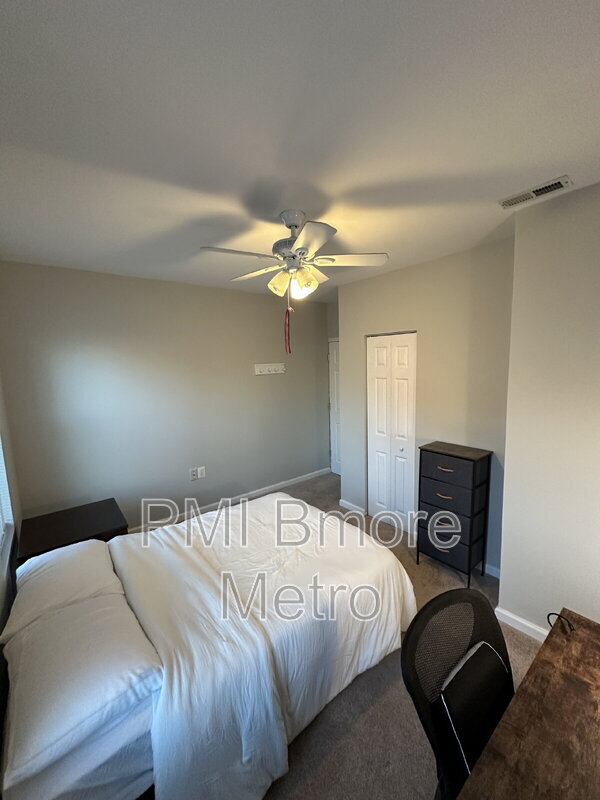 Building Photo - 37 S Ellwood Ave