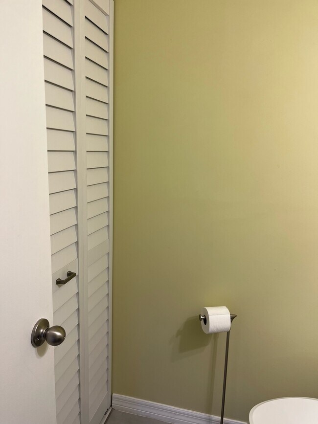 Under Stair storage closet - 4580 SW 68th Court Cir