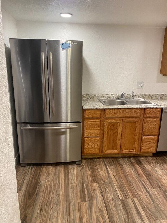 Building Photo - 1830 S Tennyson St