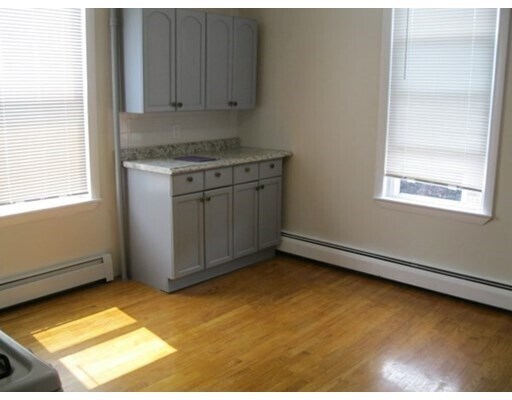 Building Photo - 45 Endicott Ave