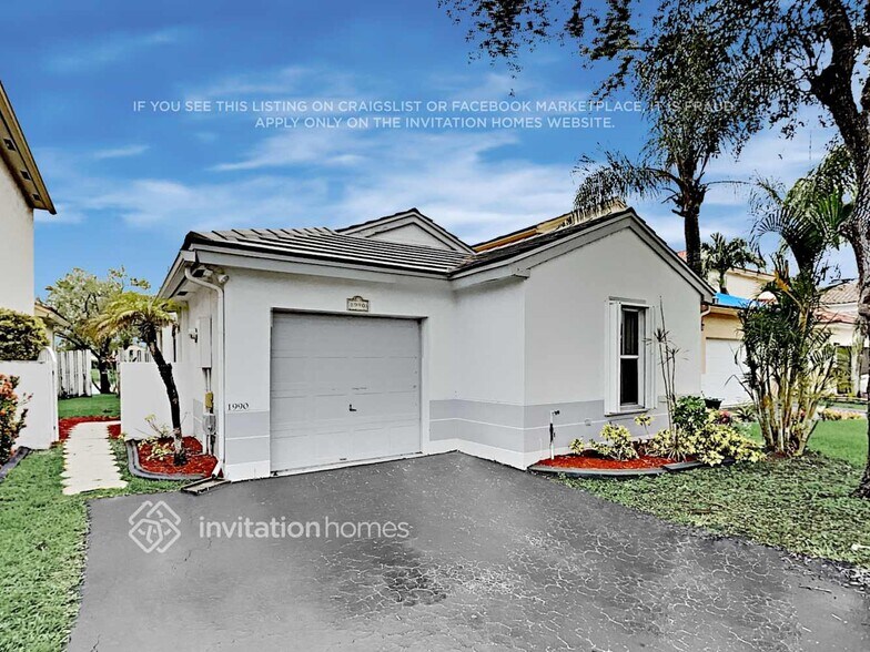 Primary Photo - 1990 NW 188th Ave