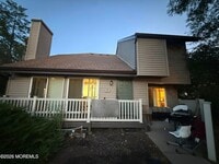 Building Photo - 9 Cotswold Cir