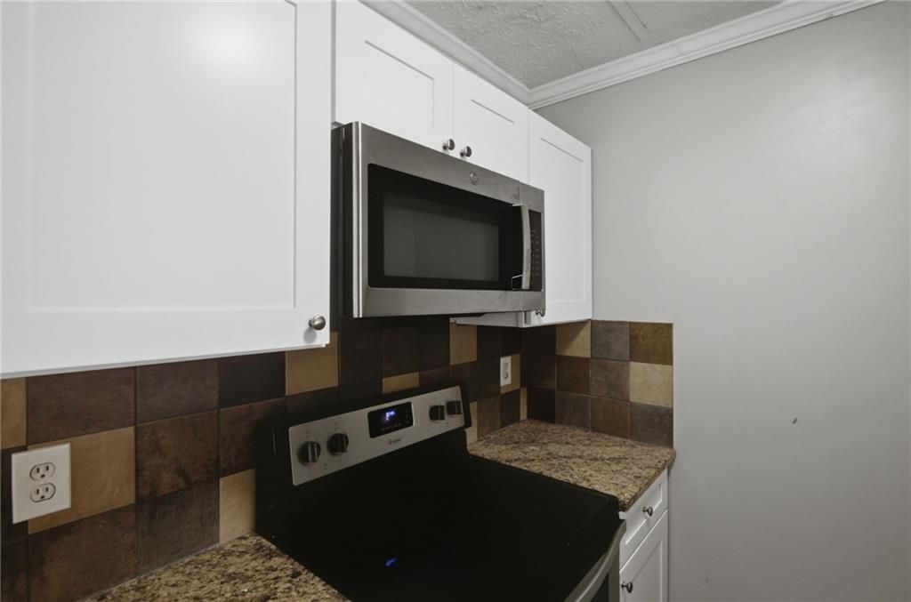 Building Photo - 218 Mill Creek Pl