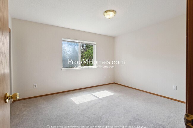 Building Photo - Cozy Two Bedroom Home in SE Portland!
