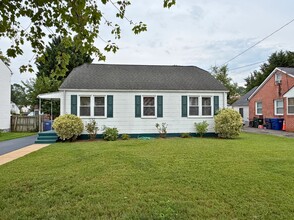 Building Photo - 6825 Westmoreland Rd