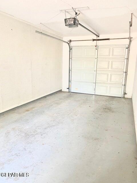 Building Photo - 9324 Aquarius Ln