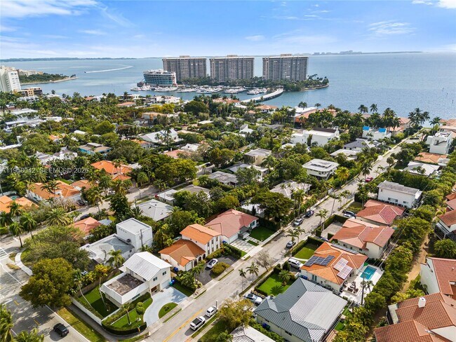 Building Photo - 3505 Crystal View Ct