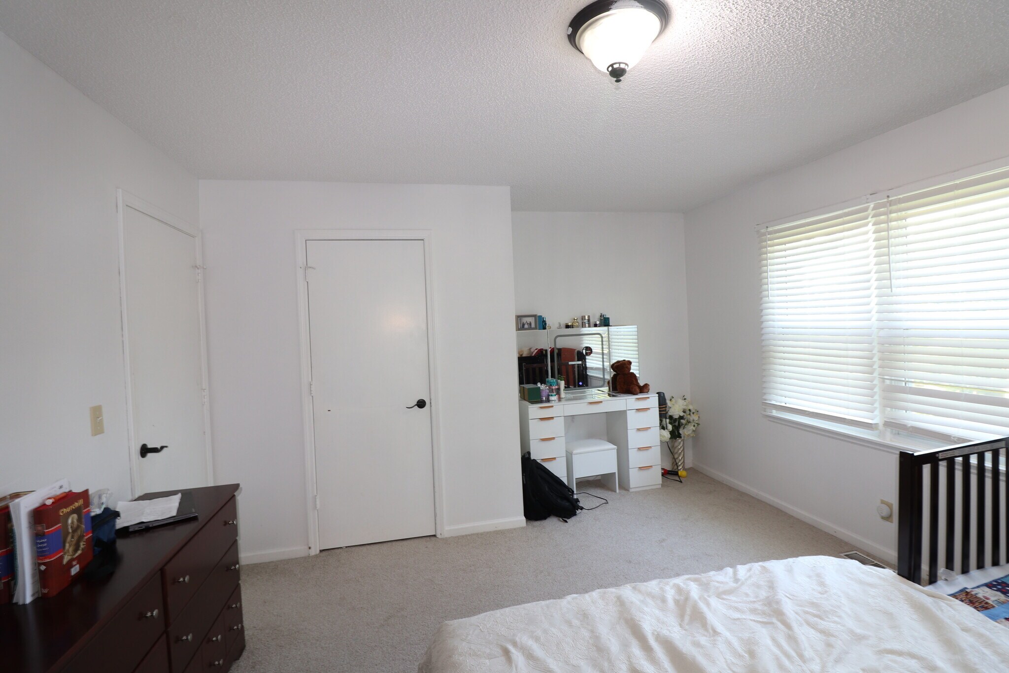 Master Bedroom - 13847 S Alden Ct