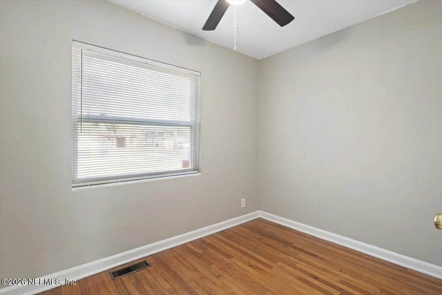 Bedroom 3 - 5654 Baywood Ter