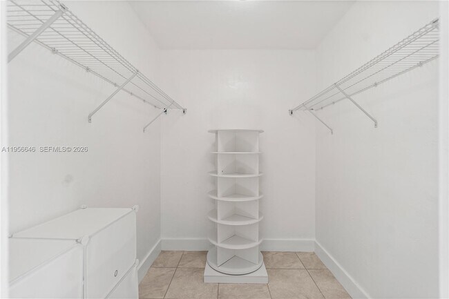 Building Photo - 5103 SW 128th Pl