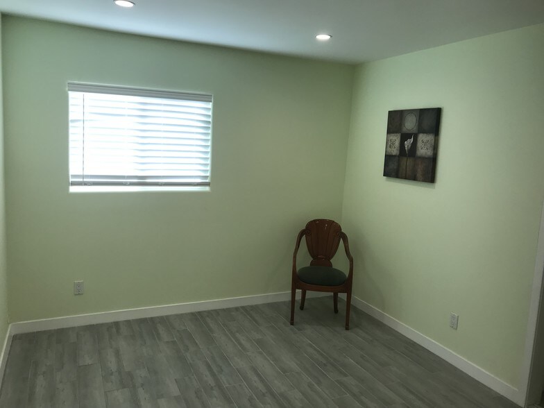 Building Photo - 3387 Manning Ct