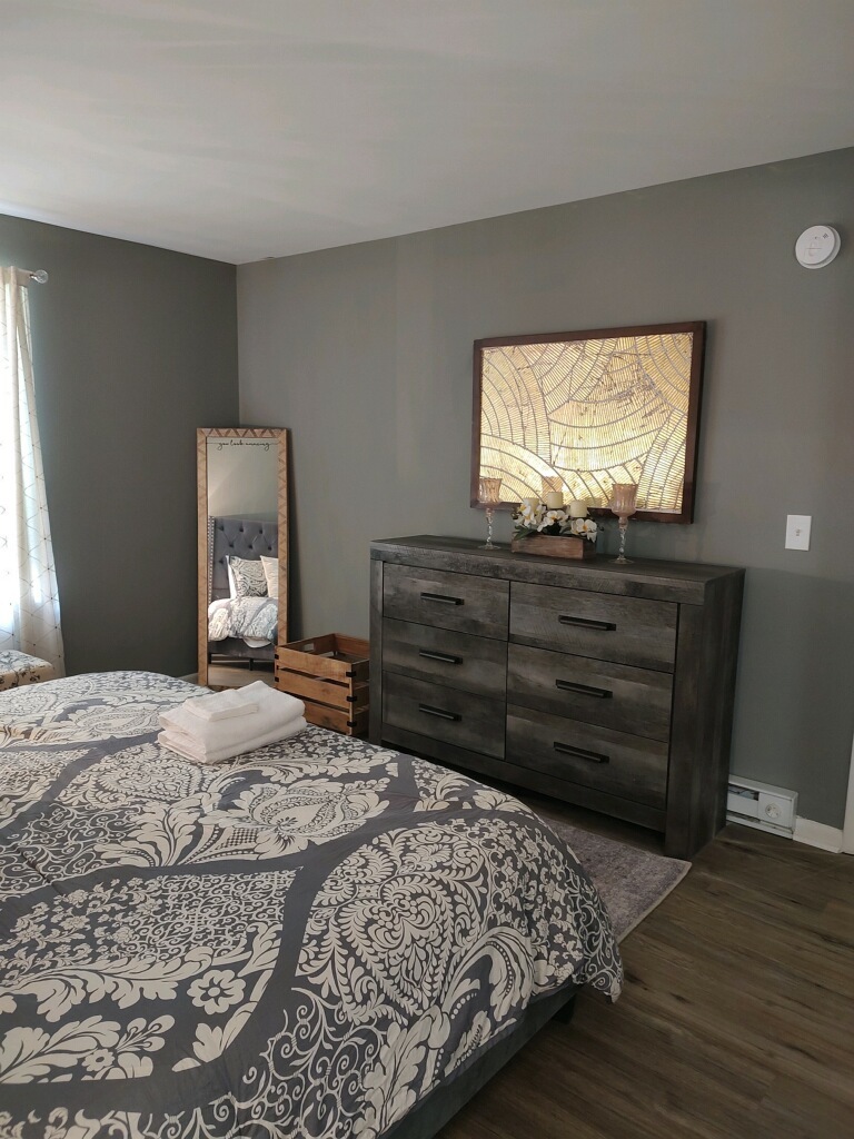 Bedroom - 3600 Hillsboro Pike