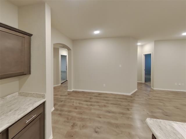 Building Photo - 1904 Strongbark Dr