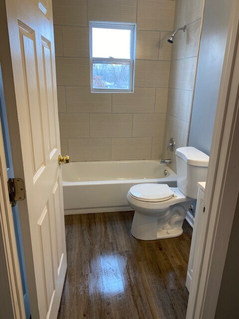 Building Photo - 6506 Hackel Dr