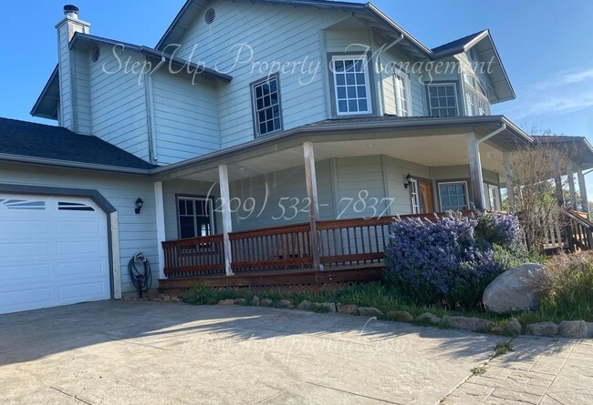 Building Photo - Elegant Mountain-View Home with Solar, Well Water & Septic – Utility Savings Included!