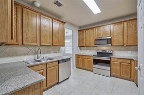 Building Photo - 11206 Glenforest Dr