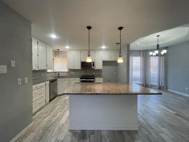 Building Photo - 3208 Flintridge Dr