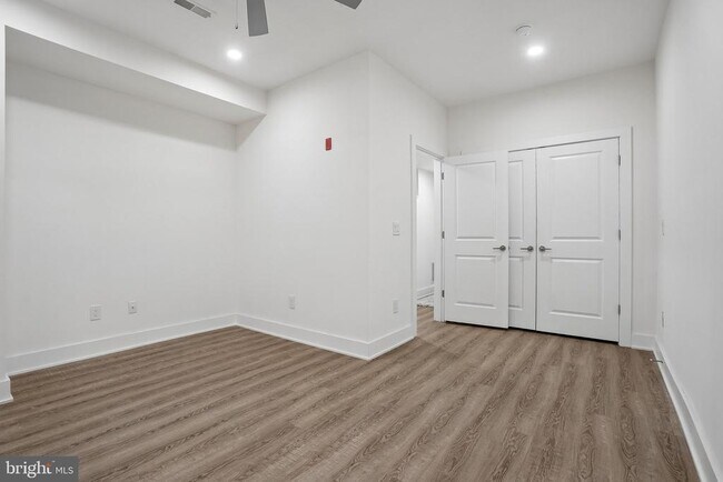 Building Photo - 970 N Marshall St