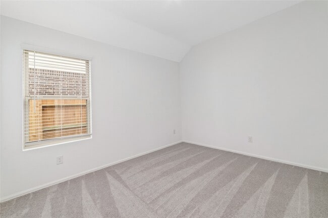 Building Photo - 5315 Sleepy Fox Ln