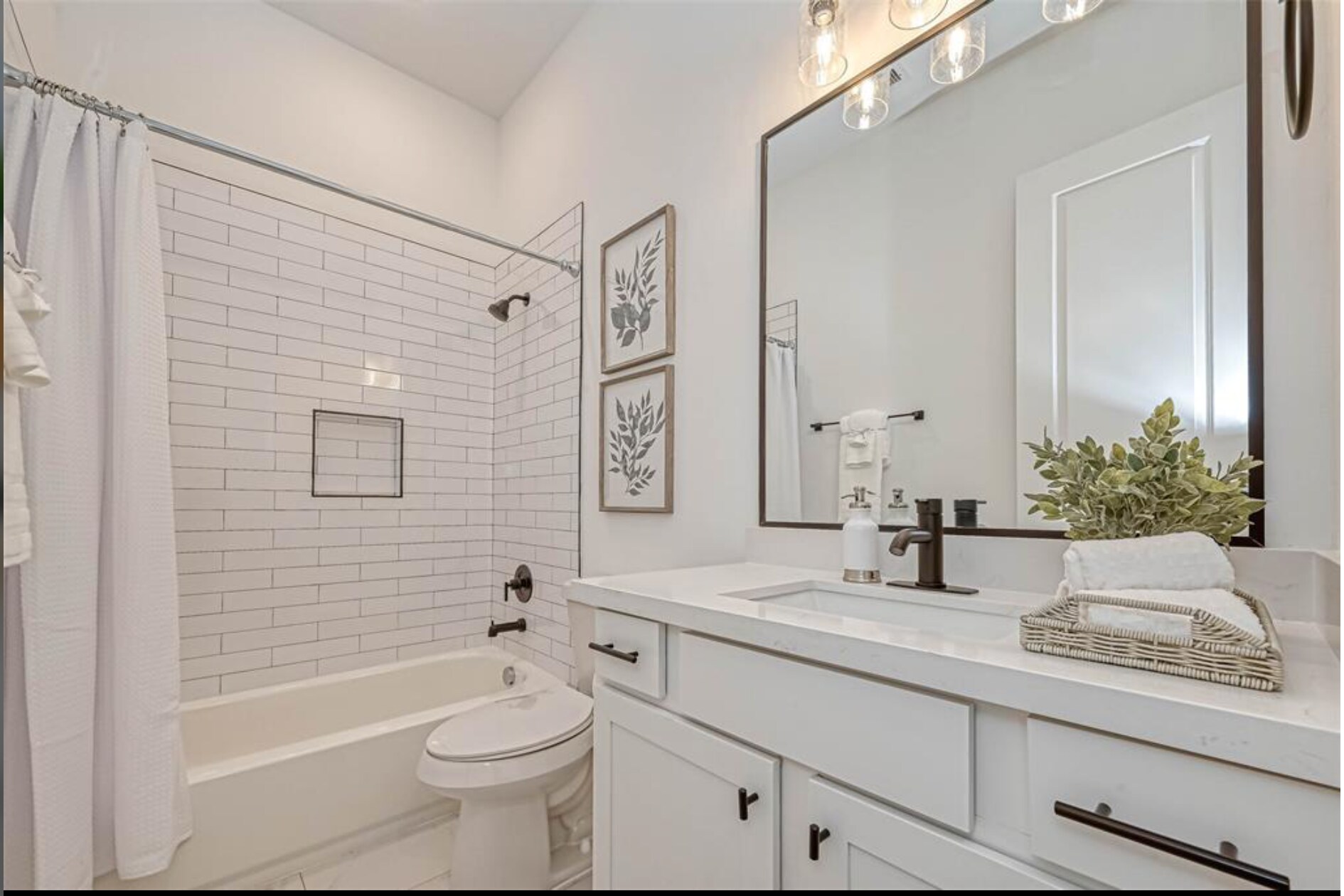 Building Photo - 9306 Arledge St