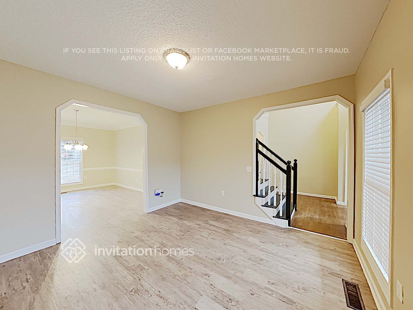 Building Photo - 201 Hunters Mill Dr