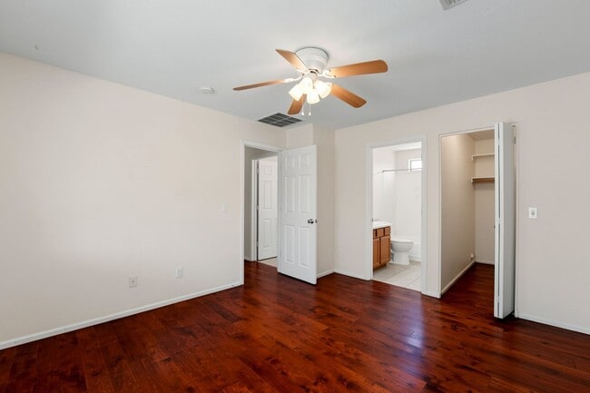 Building Photo - Live in Rancho El Dorado | Spacious 3 Bed Near Golf & Parks