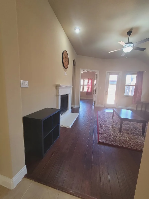 Building Photo - 10632 Helen Dr