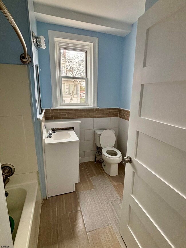 Building Photo - 4800 Ventnor Ave