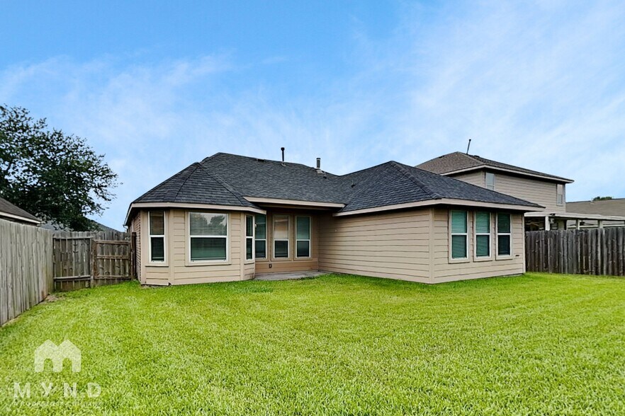 Building Photo - 4511 Monarch Blue Ln